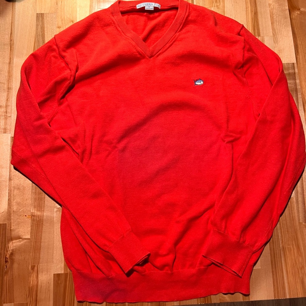 Southern Tide Coral Size M V-Neck Sweater